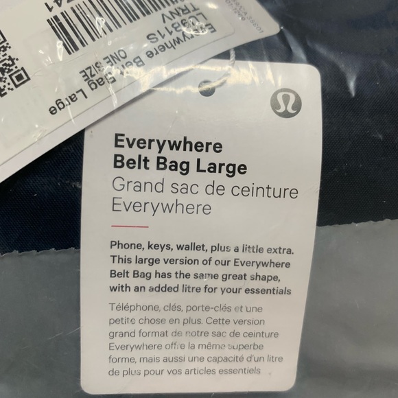 🔥1 Day Sale🔥NWT Lululemon Athletica Everywhere belt bag, (Large) 2L, True Navy - Picture 15 of 16